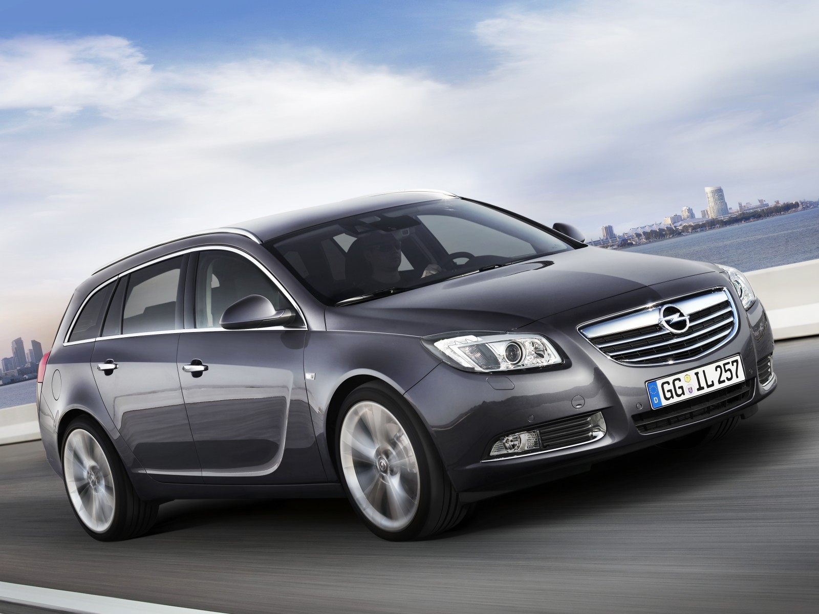 2009 Opel Insignia Sports Tourer Motor Desktop 2009 Opel Insignia Sports Tourer Motor Desktop